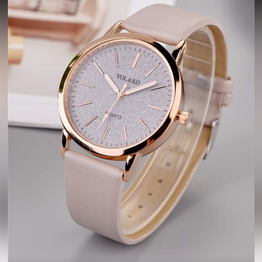 Women's Quartz Watch - Rose Gold and Cream